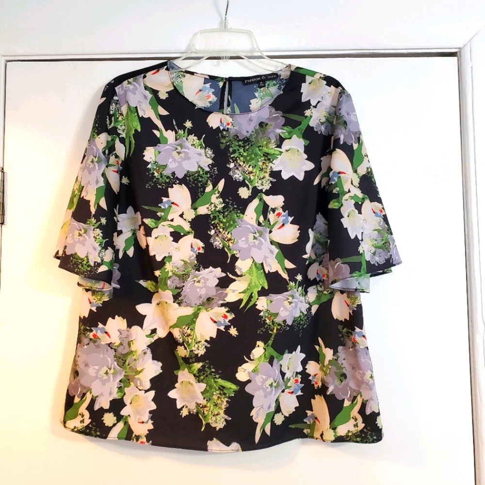 Preston and York Floral Blouse Size Medium